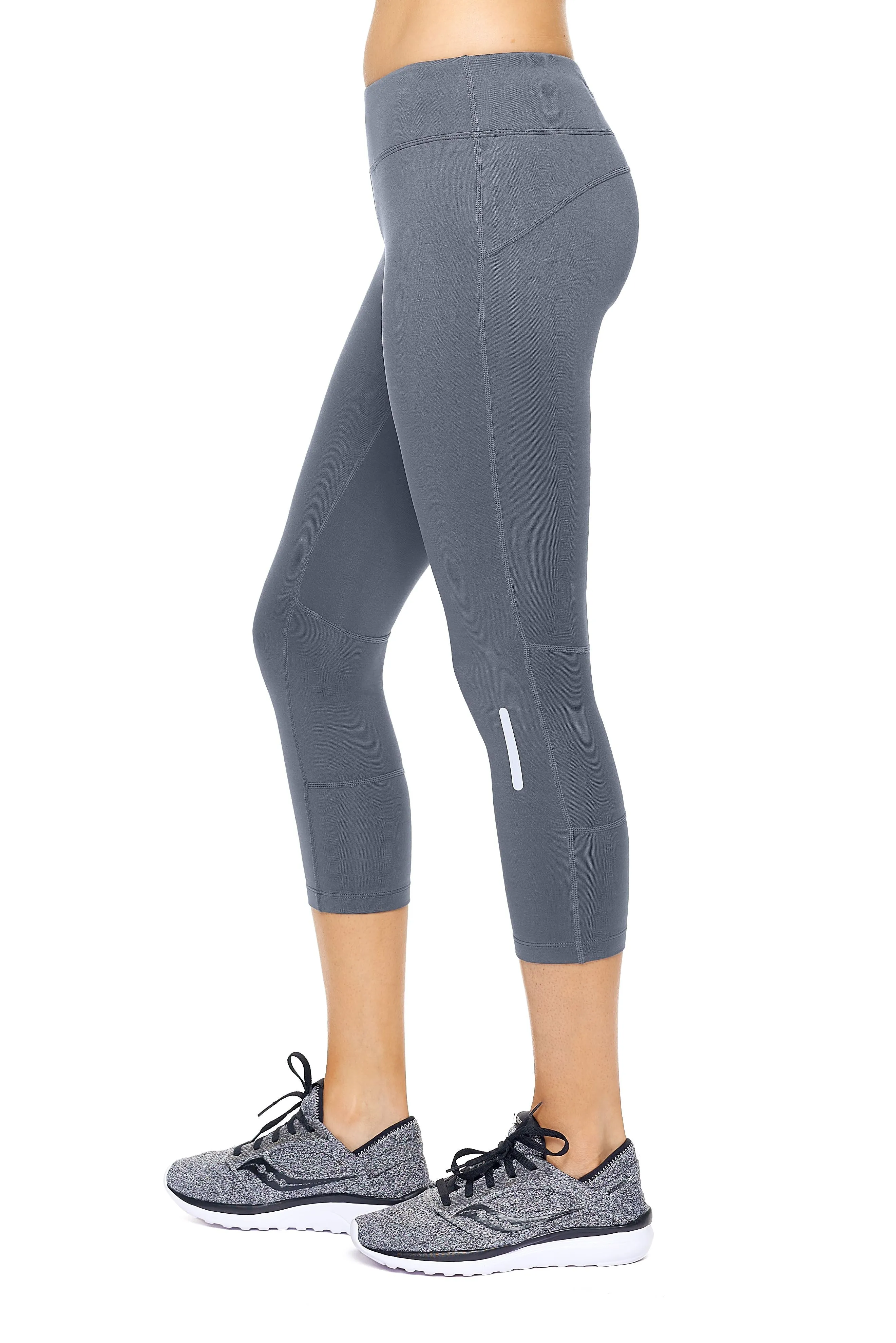 AQ1011 Mid-Rise Zipper Pocket Capri Leggings