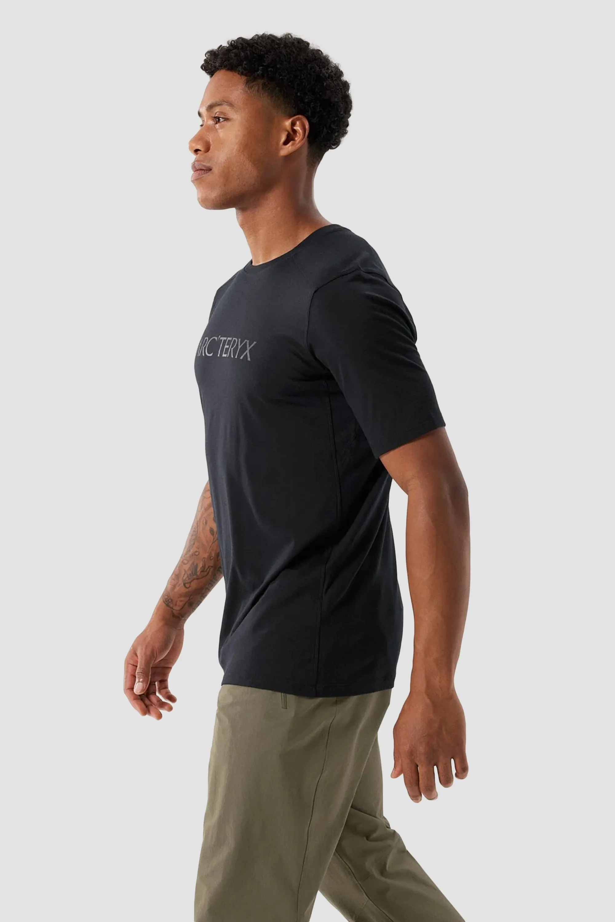 Arc'teryx Men's Ionia Merino Wool Arc'World Logo SS Shirt in Black