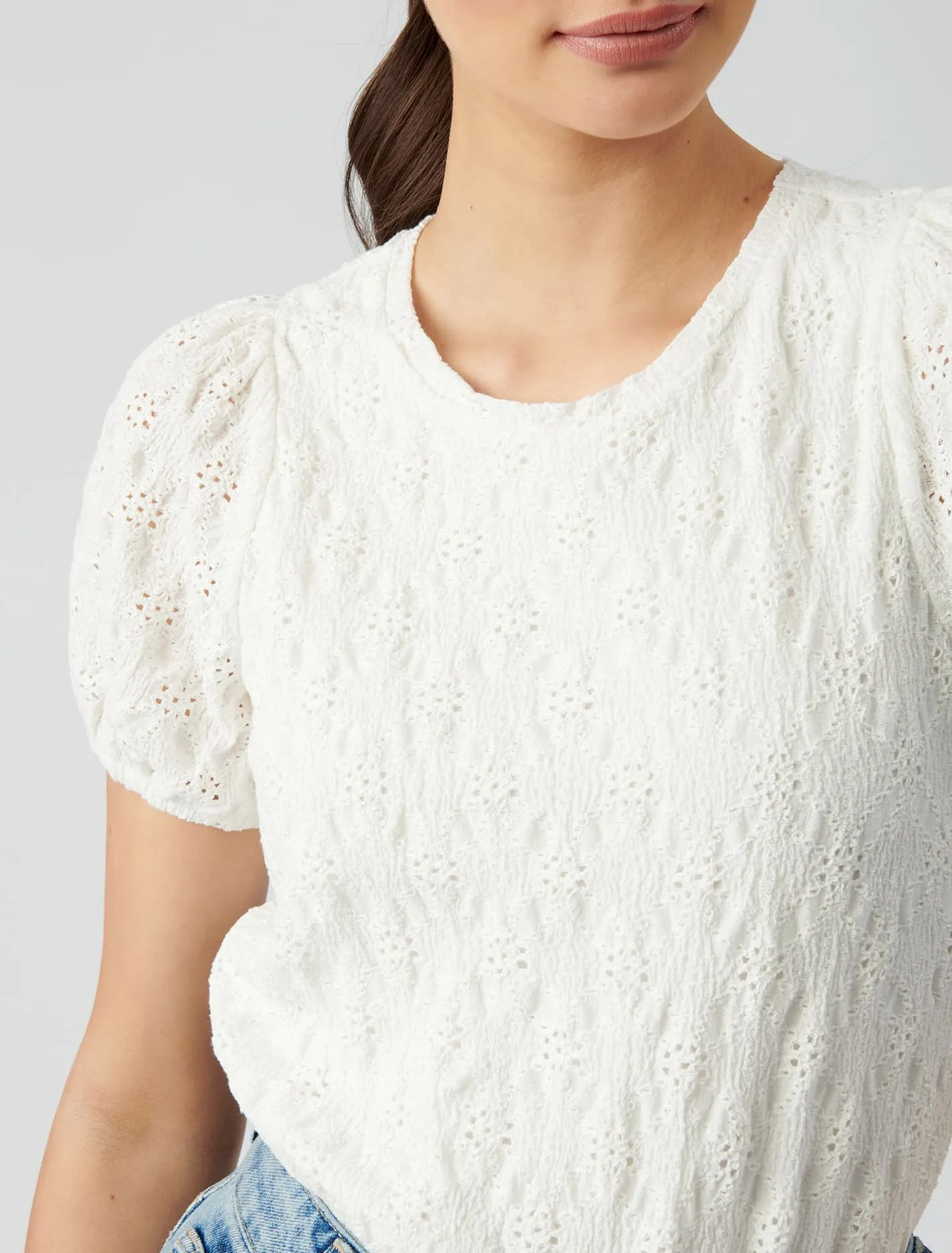 Cassidy Puff Sleeve Lace Tee