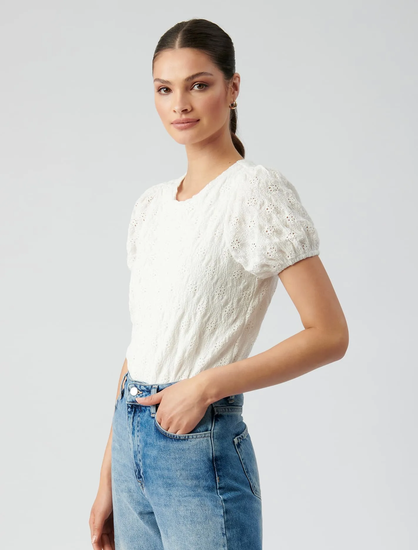 Cassidy Puff Sleeve Lace Tee