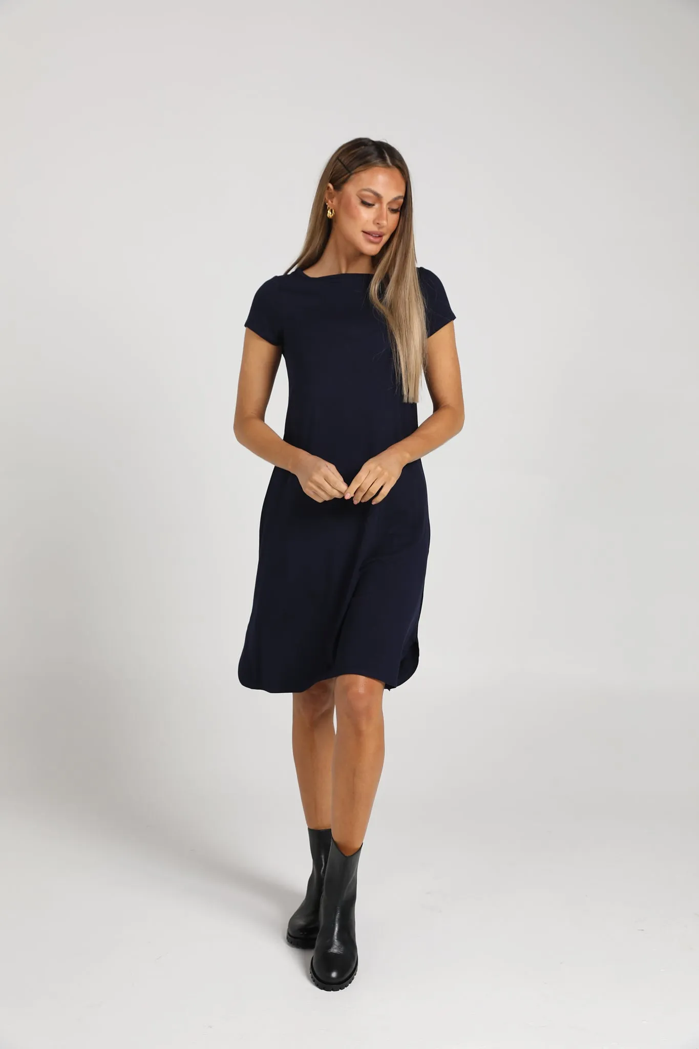 Cher Bamboo Short Sleeve T-Shirt Dress - Navy