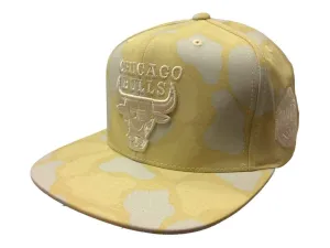 Chicago Bulls Mitchell & Ness Yellow Cow Print Conference Snapback Flat Bill Hat