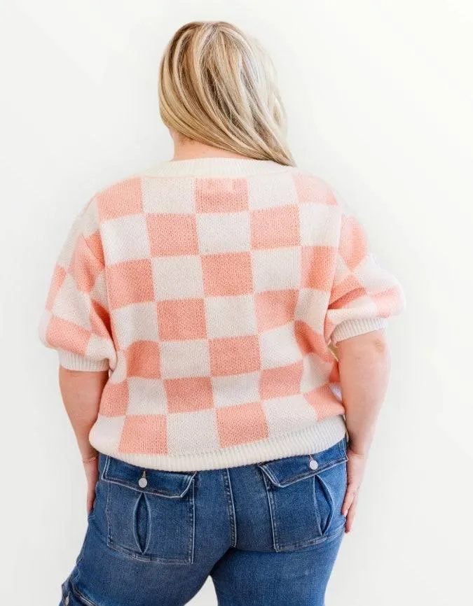 Full size short sleeve checkered sweater