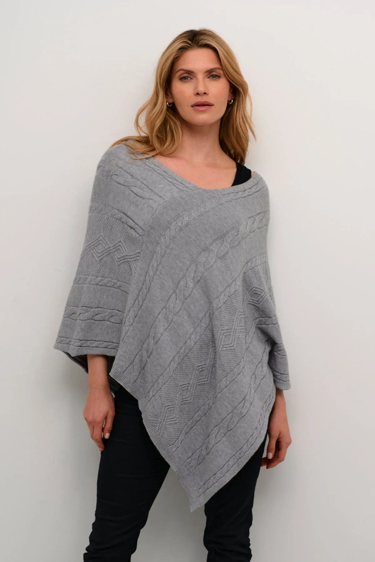 GREY CABLE SWEATER KNIT PONCHO