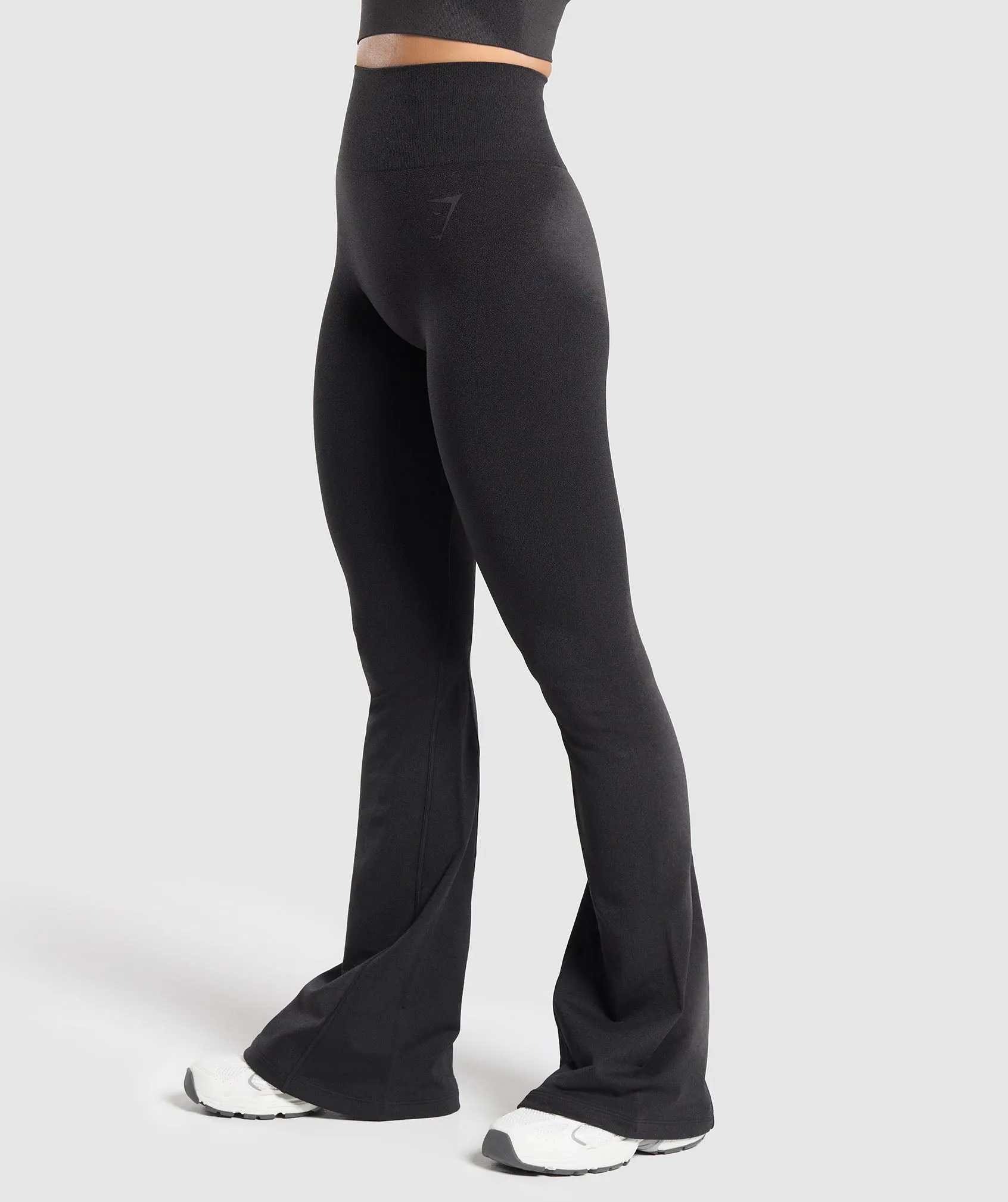 Gymshark Blur Seamless Flared Leggings - Black/Asphalt Grey