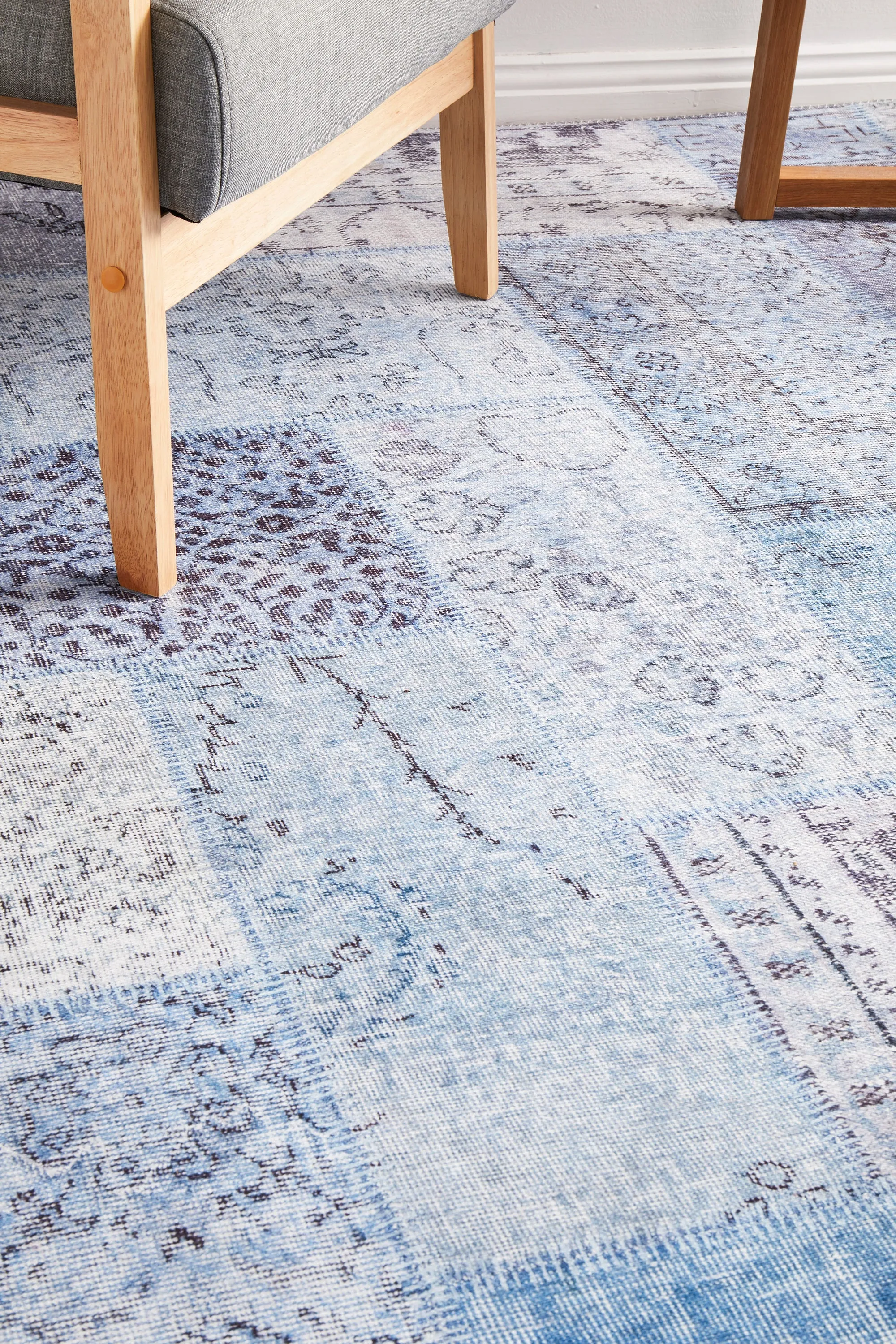 Illusions 121 Denim Rug