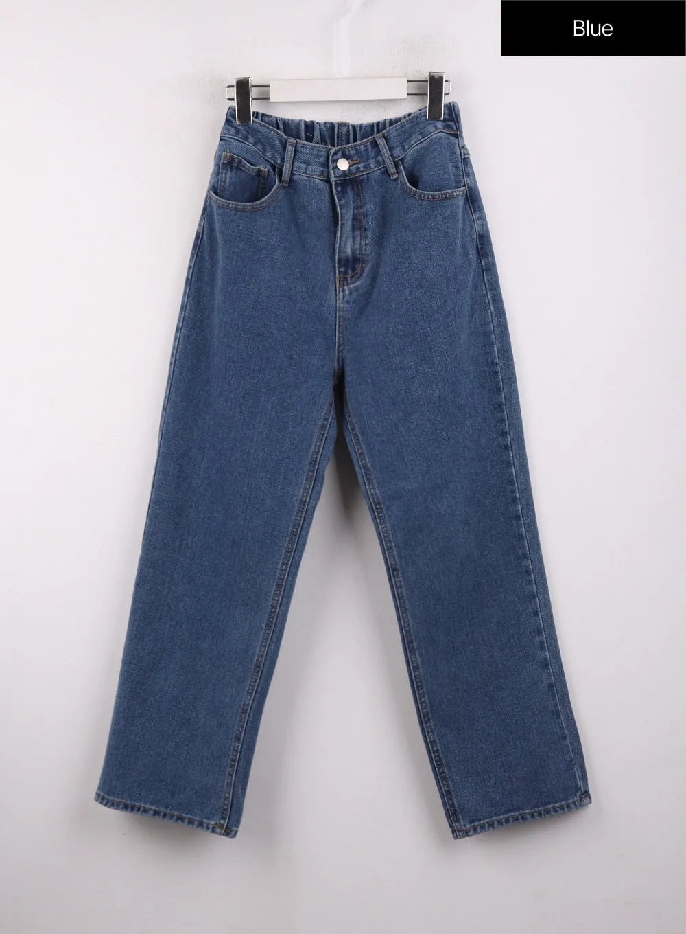 Low-Rise Straight Leg Jeans OJ426