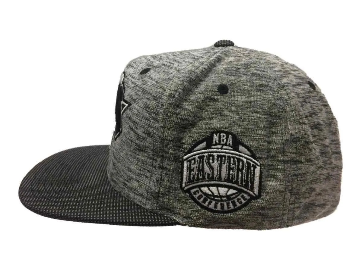 New York Knicks Mitchell & Ness Gray Static Adj. Snapback Flat Bill Hat Cap