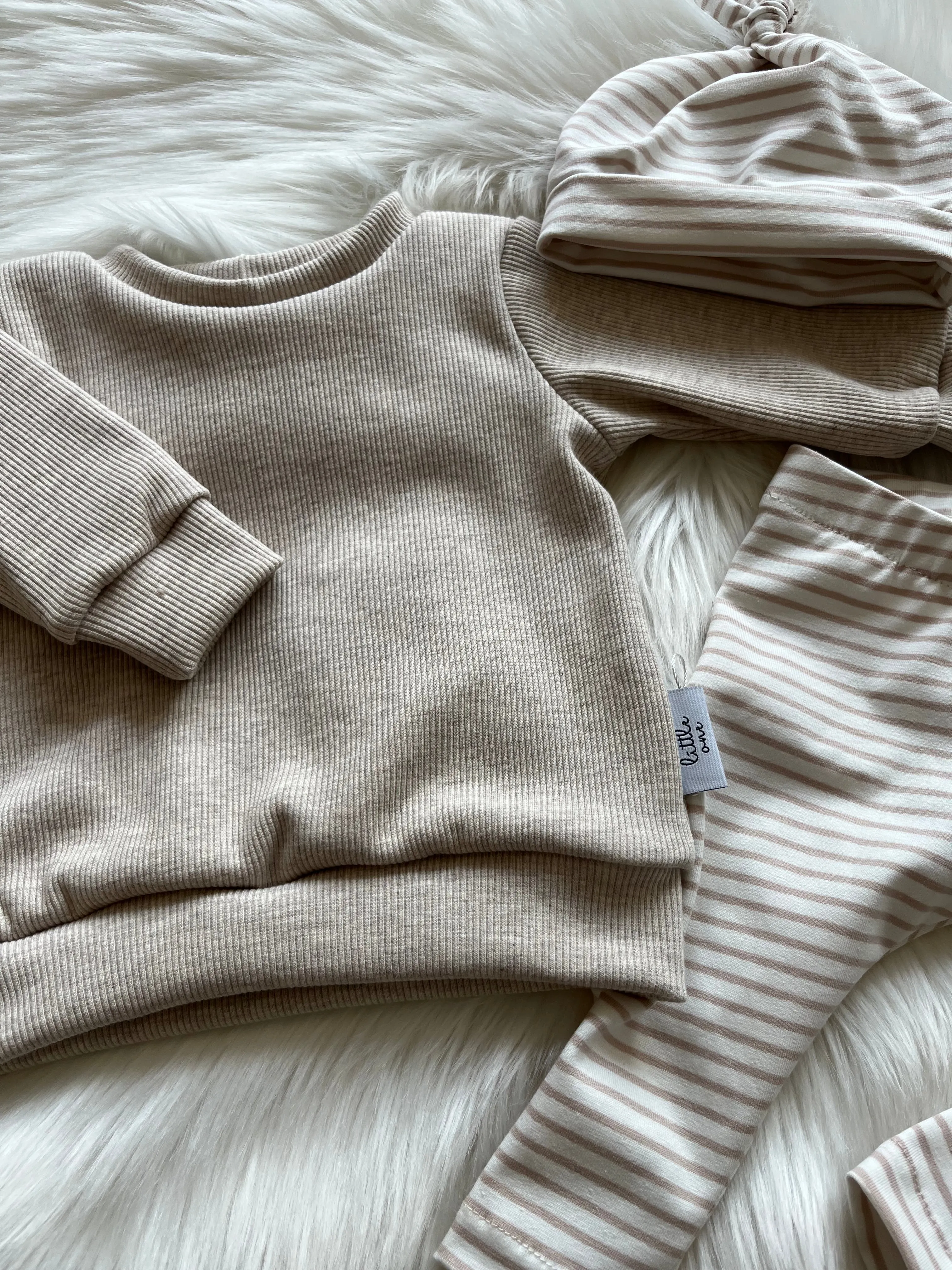 Outfits Stripes aus der Newborncollection