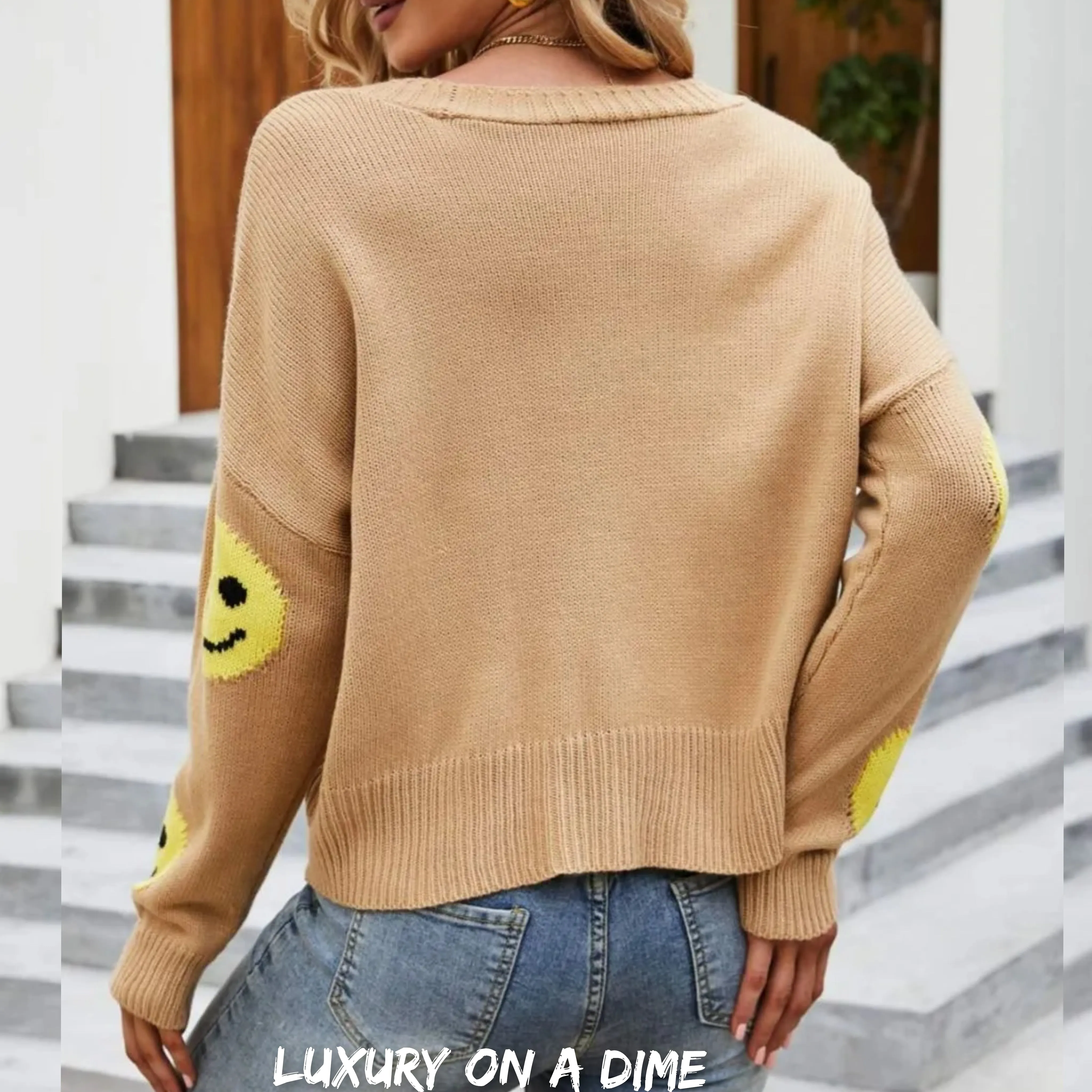 Retro Smiley Face Cropped Classic Knit Button Front Long Sleeve Cardigan