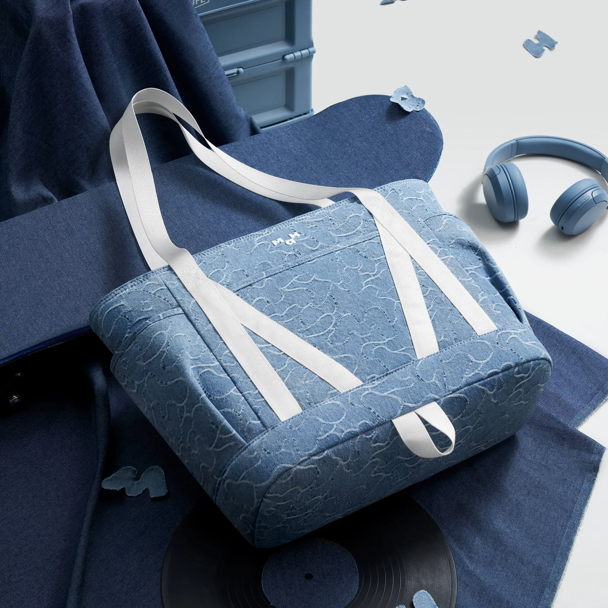 Young Tour Tote | Camouflage Denim